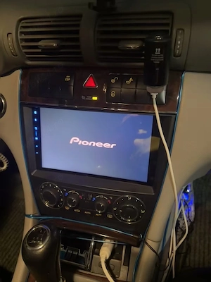 Mașina pe viata(mercedes c clas) - imagine 6
