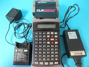 cumpar baterie  imprimanta de etichete Brady TLS 2200 Label Thermal Printer WITH POWER CABLE EI1509