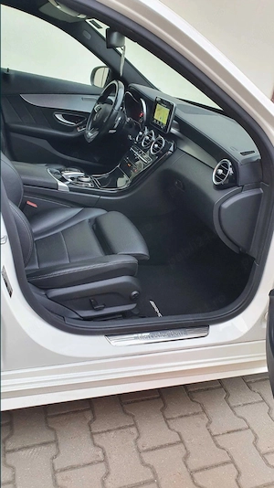 Mercedes C-Klass 220D AMG Pachet Interior-Exterior Led Navi Camera  - imagine 6