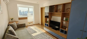 Inchiriez apartament