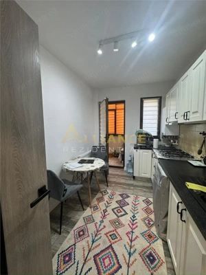apartament 3 camere Fermei semi mobilat mutare rapida