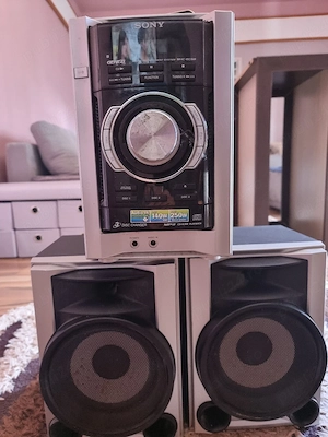 vand combina muzicalaSoni