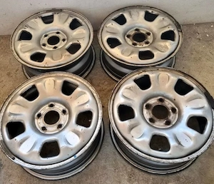 Jante tabla pe 16" de Dacia Duster - imagine 2