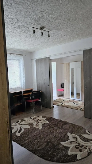 Apartament cu 2 camere mobilat si utilat etajul 1 CENTRALA PROPRIE Sagului Doina - imagine 2