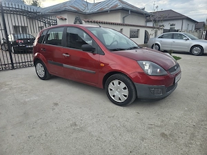 Ford Fiesta 2007-Provenienta RO-Economicul 1400.TDCI 4,5%. Perfecta stare la numai 1500 Euro