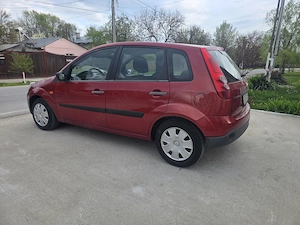 Ford Fiesta 2007-Provenienta RO-Economicul 1400.TDCI 4,5%. Perfecta stare la numai 1500 Euro - imagine 4