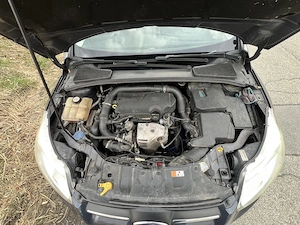 Ford Focus 2012 1.0 Break - imagine 8