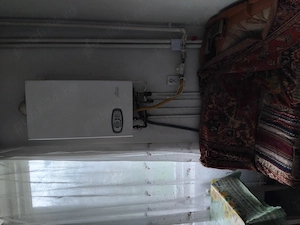 Apartament 3 camere de vânzare Onești,zona Cvartal,jud.Bacău - imagine 4