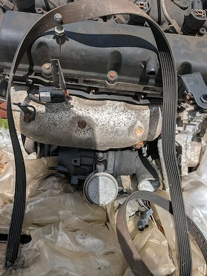 Vand bloc motor Kia Sorento 2.5 crdi 140cp/170cp cod motor D4CB - imagine 2