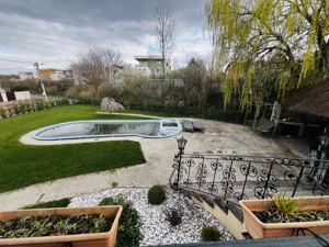 Vila cu 7 camere - Dumbravita - Zona Cora