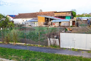 Teren intravilan 1.769 mp în Bujac | Poziționare pe colț | Utilități