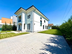 Proprietate exclusivistă pe malul lacului I Chisoda I
