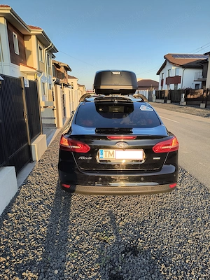 Proprietar vand FORD FOCUS Titanium model MK3.5 4 usi 2017 - imagine 2