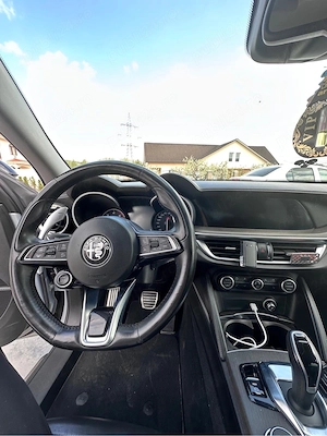 Alfa Romeo Stelvio Q4 210 CP - imagine 5