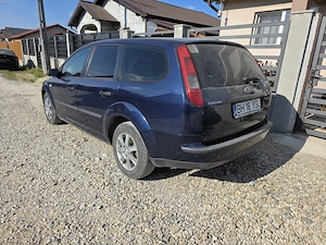Ford Focus 1.6 TDCI , clima - imagine 4
