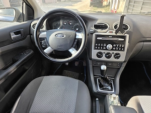 Ford Focus 1.6 TDCI , clima - imagine 6