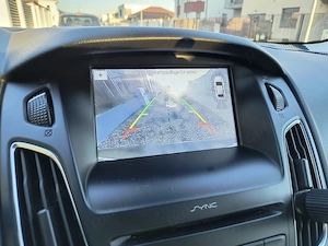 Proprietar vand FORD FOCUS Titanium model MK3.5 4 usi 2017 - imagine 8