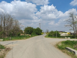 Teren plus casa  in Santion 