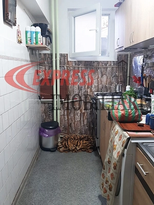 Dristor, Ramnicu Valcea, Scoala Mihai Botez  - imagine 2