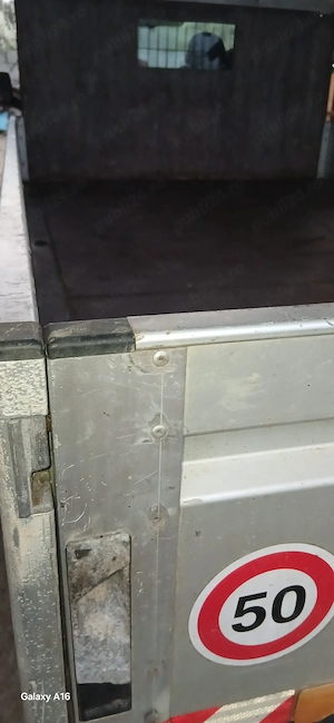 Autoutilitară 3,5t execut transport