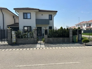 Casa individuala 5 camere, 137 mp, garaj, Dumbrăvița