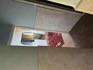 Vând apartament cu 3 camere etaj 4 în Mediaș  - imagine 3