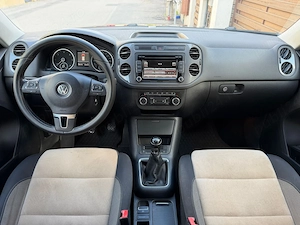 Volkswagen Tiguan 2013 2.0TDi 140 CP Interior Bi-Color 4x4 Navigație - imagine 10