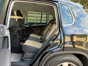 Volkswagen Tiguan 2013 2.0TDi 140 CP Interior Bi-Color 4x4 Navigație - imagine 9