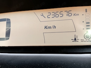 Vând autoturism Citroen c4 - imagine 2