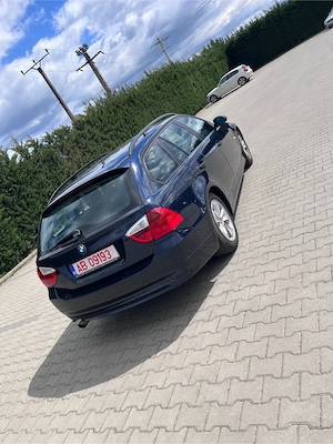 Bmw 320i e90 - imagine 9