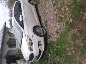 Vand kia carens - imagine 4