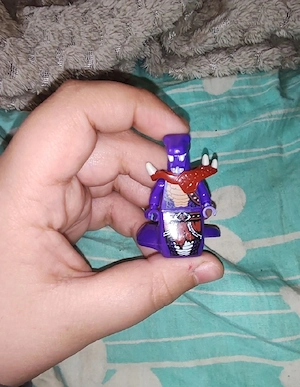 Vând minifigurine lego Ninjago preț 120 ambele (negociabil