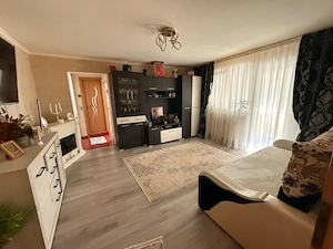 Vând apartament 2 camere,tip R  