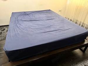 vand pat din lemn masiv