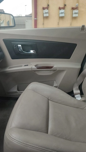 Vând CADILLAC CTS - Eleganță și stil american - imagine 8