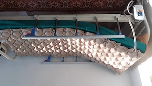 Pat medical pentru persoane obeze reglabil, nou si complet echipat