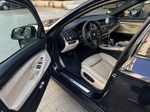 BMW F10 530xDrive Pachet M Fabrica - imagine 8