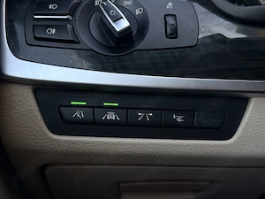 BMW F10 530xDrive Pachet M Fabrica - imagine 9