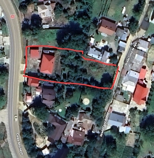 Vând CASĂ  cu Anexă,  cu o Suprafață de Teren Intravilan de 1382 mp, în Luncani,  Bacău