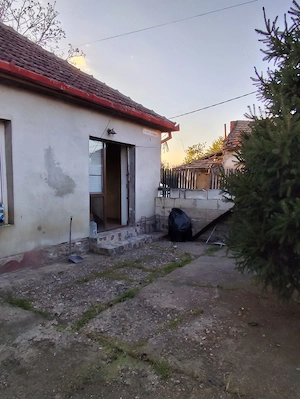 Casă pe colț cu teren 396 m2  și proiect de mansardare (reînnoibil)