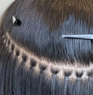 Aplic extensii de păr 