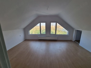 Casă de vânzare în Lumina