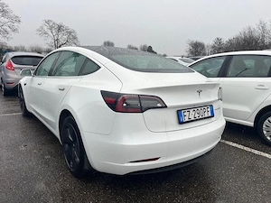 Tesla 3 Long Range Dual Motor AWD 4x4 model 2020 - imagine 4