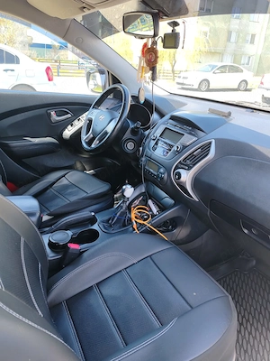 Vând Hyundai ix35 - imagine 4