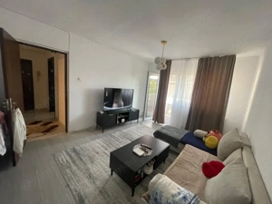 Apartament decomandat, 3 camere, 2 bai, 1 Mai - zona Pelendava