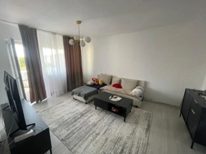 Apartament decomandat, 3 camere, 2 bai, 1 Mai - zona Pelendava - imagine 2