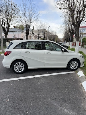 Mercedes Benz B180, automat, benzina, AC, senzori, impecabil, padele volan, incalzire scaune - imagine 9