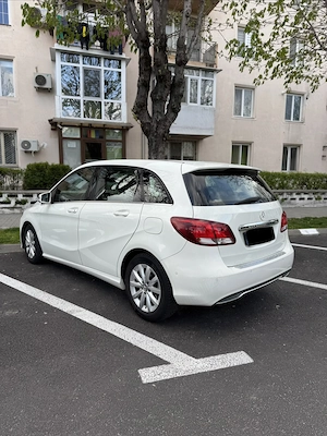 Mercedes Benz B180, automat, benzina, AC, senzori, impecabil, padele volan, incalzire scaune - imagine 8
