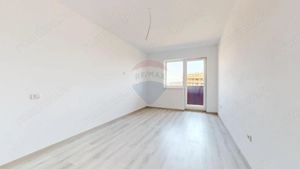 Apartament 3 Camere de Vânzare în Subcetate City 2, Sânpetru, Brașov - imagine 12