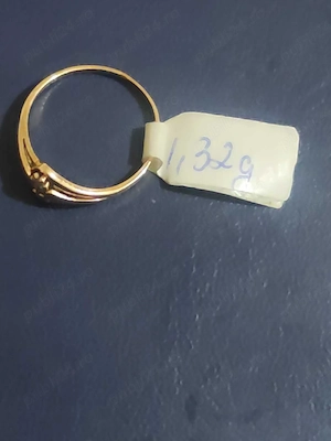 inel de fetite din aur de 14 k .